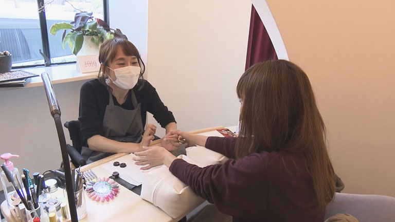 ネイリストの中野由佳さん3