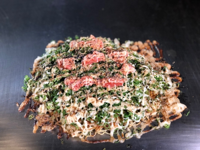 鉄板焼き お好み焼き なんじゃろー