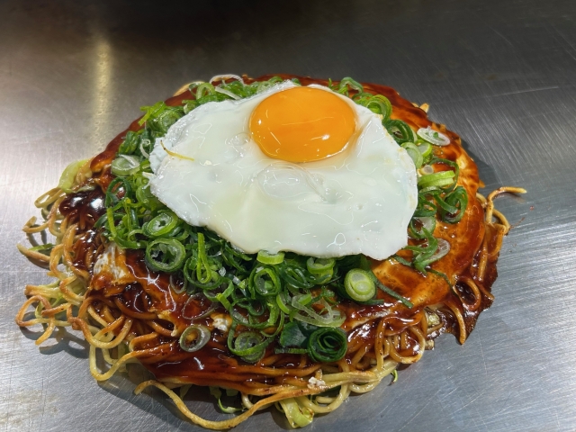 鉄板焼き 広島お好み焼き OKAMOTO´S