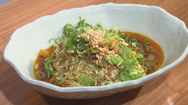 石田千穂のSTU48の旅 汁なし担担麺「味源」