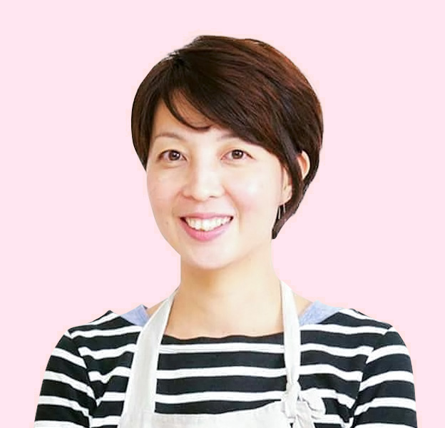 山口洋子